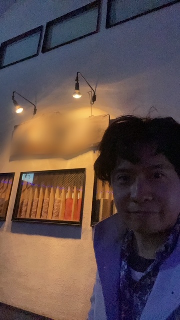 【神奈川県相模原】マジシャン派遣で宴会を盛り上げるコツ！居酒屋を劇場に変える演出術と体験レポート