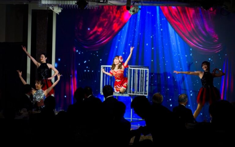 🎩✨出張マジックが進化する！LEDスクリーン演出プラン徹底紹介｜企業イベント・ホテル宴会・劇場対応✨🎩