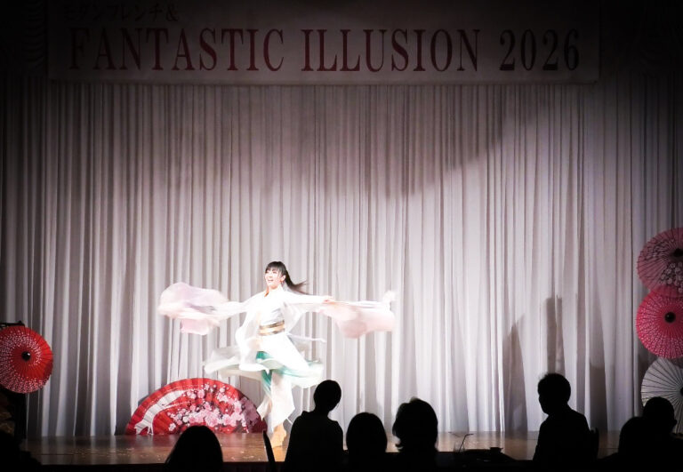 米沢市 2年ぶりの感動が再び！ディナーショーでマジシャンMiiNA＆表現舞踏家KAKOが幻想的なイリュージョンを披露✨️